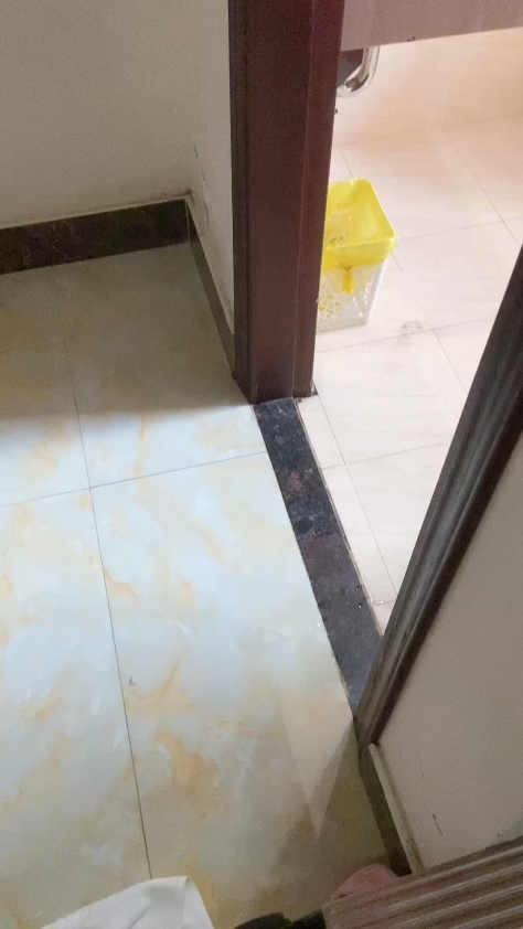 Phim sex Phim Sex Việt Nam - Cảnh quay cô em tắm rửa đầy mê hoặc và quyến rũ không thể cưỡng lại