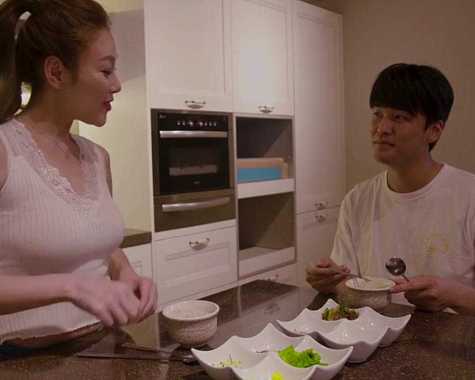 Chị Gái Xinh Đẹp Dục Vọng Ngập Tràn Không Thể Kìm Nén